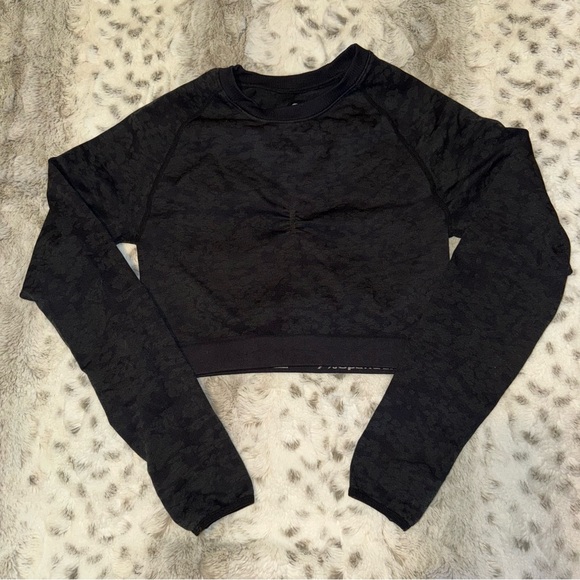 Aoxjox BUNDLE of 2 Cropped Workout Tops - Picture 3 of 10